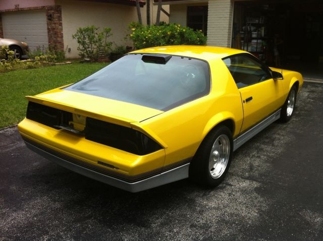 1986 Chevrolet Camaro - photo 4