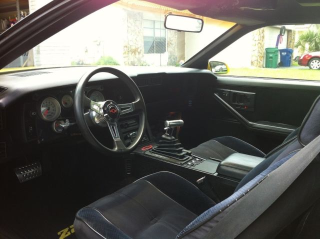 1986 Chevrolet Camaro - photo 5