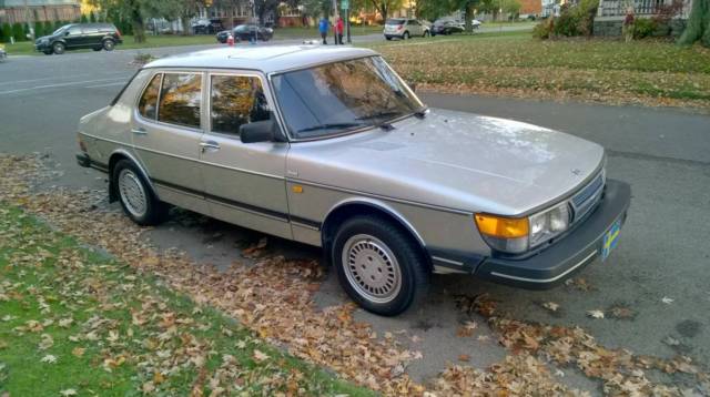 1986 Saab 900 S - photo 3