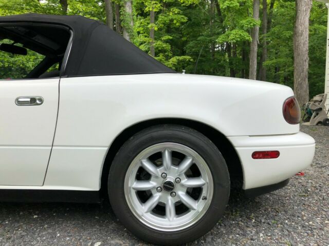 1990 Mazda MX-5 Miata Base - photo 9