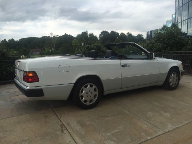 1993 Mercedes-Benz 300-Series CABRIOLET - photo 9