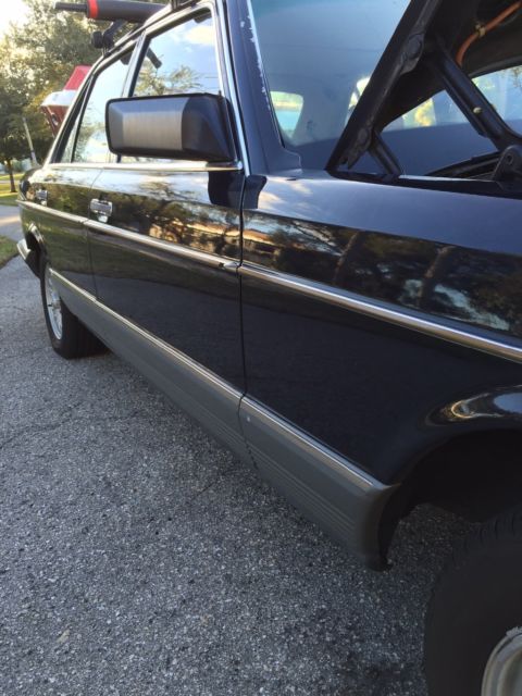1984 Mercedes-Benz S-Class 4Door - photo 11