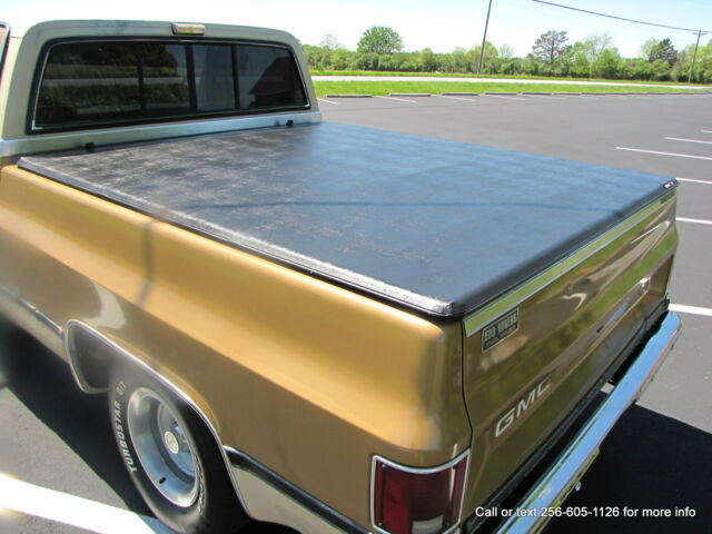 1985 GMC Sierra 1500 C10 LIKE CHEVROLET STUNNING !!! - photo 8