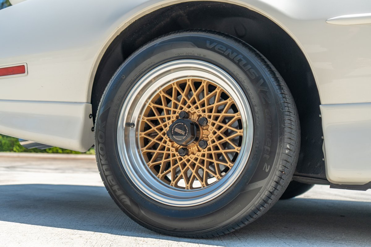 1989 Pontiac Trans Am - photo 13