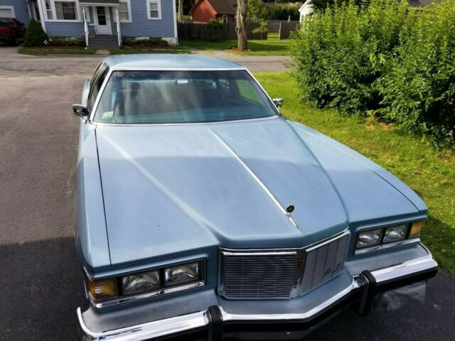 Original Paint and Interior with Numbers Matching Drivetrain, 455 cubic inch V8, 1976 Pontiac Bonneville Brougham