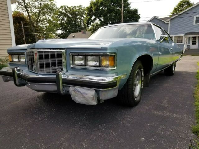 1976 Pontiac Bonneville Brougham - photo 2