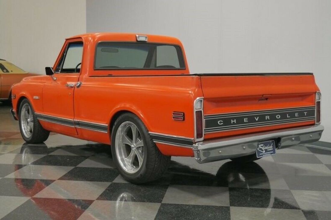 1972 Chevrolet C-10 Cheyenne Restomod - photo 10