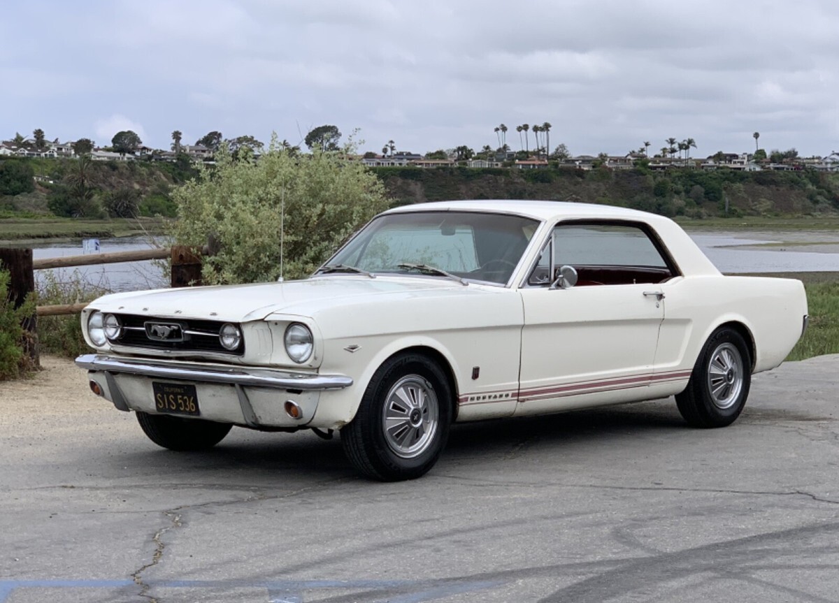 1966 Ford Mustang GT, A-Code FACTORY 4 Speed - photo 2