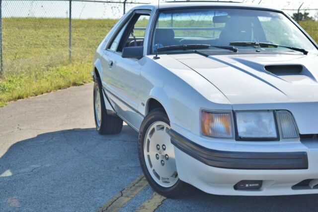 1986 Ford Mustang SVO - photo 10