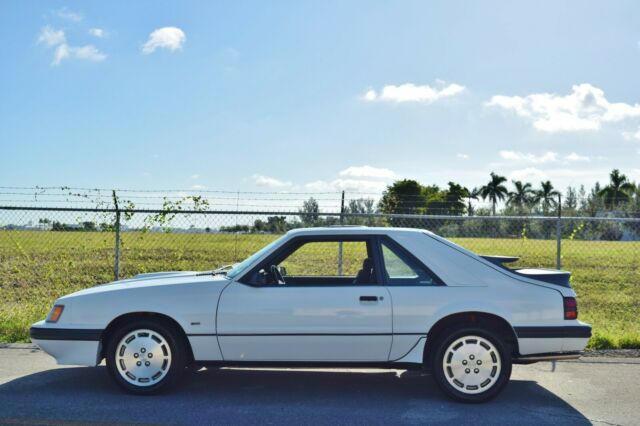 1986 Ford Mustang SVO - photo 5