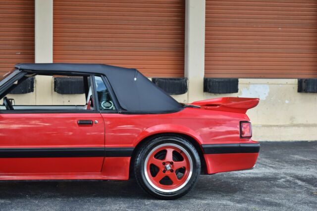 1990 Ford Mustang LX 5.0 Saleen Tribute - photo 3