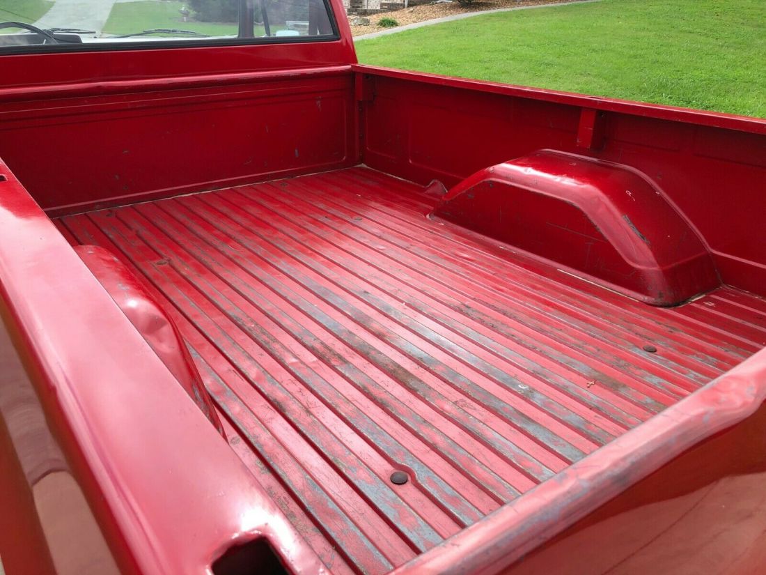 1986 Chevrolet C-10 Custom Deluxe - photo 10