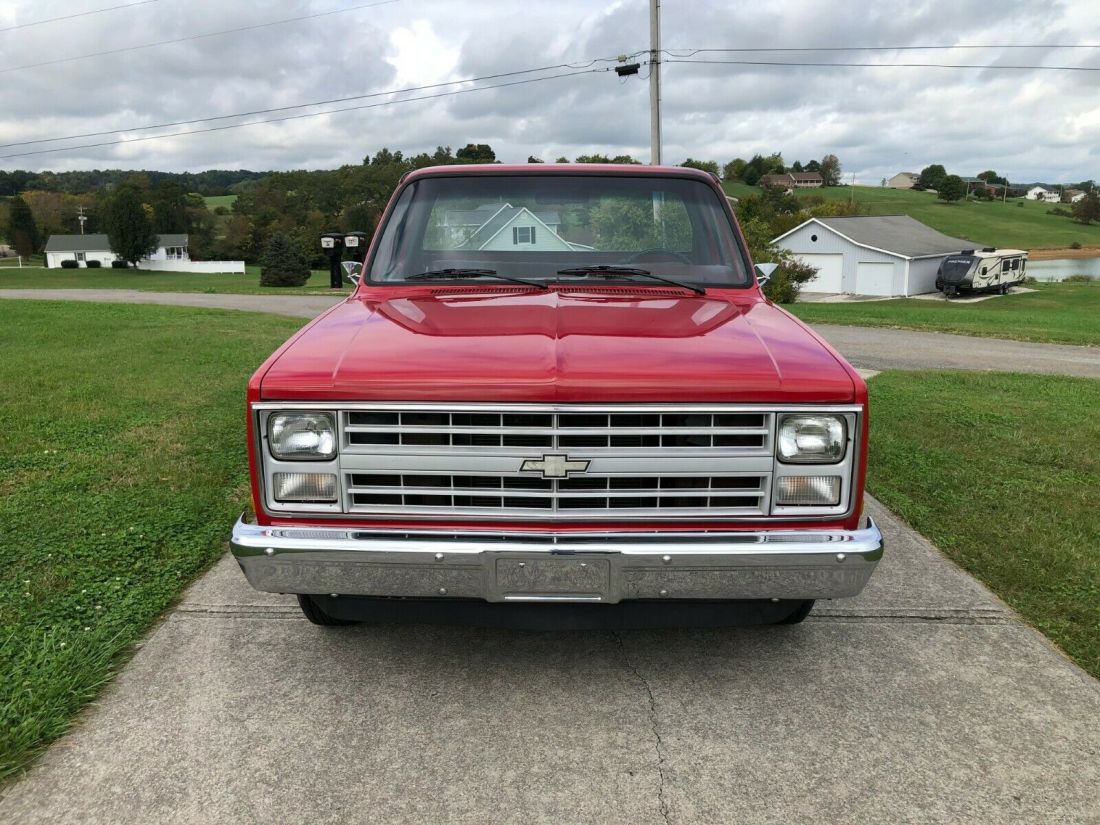1986 Chevrolet C-10 Custom Deluxe - photo 2
