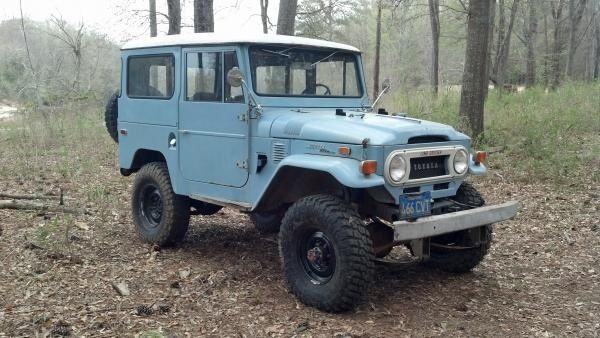 Original paint Toyota Land Cruiser w/ tasteful improvements 1971 Toyota Land Cruiser