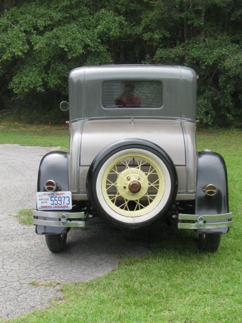 1930 Ford Model A Coupe - photo 3