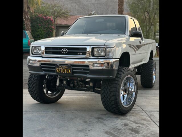 Original paint,garage Kept,4:56 gears,no rust. 1992 Toyota Pickup