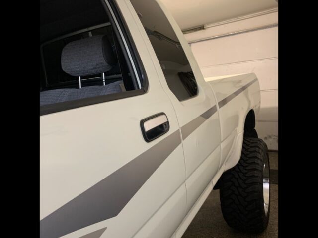 1992 Toyota Pickup - photo 8