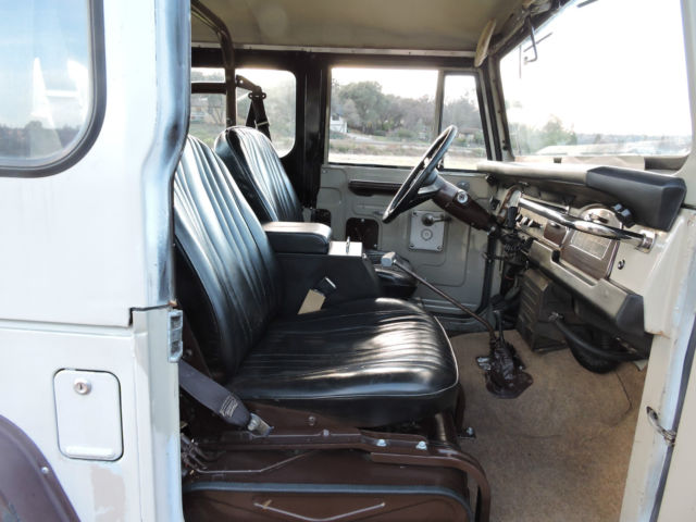 1973 Toyota Land Cruiser FJ40 NO RESERVE - photo 6
