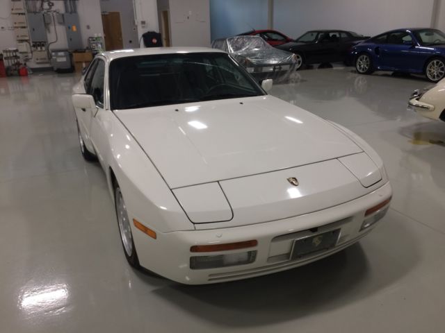 1989 Porsche 944 944S2 - photo 2