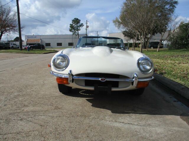 1971 Jaguar E-Type XKE Series II Roadster - photo 2