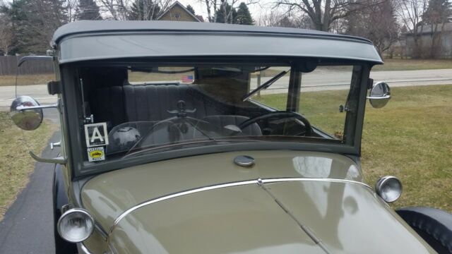 1930 Ford Model A Tudor - photo 9