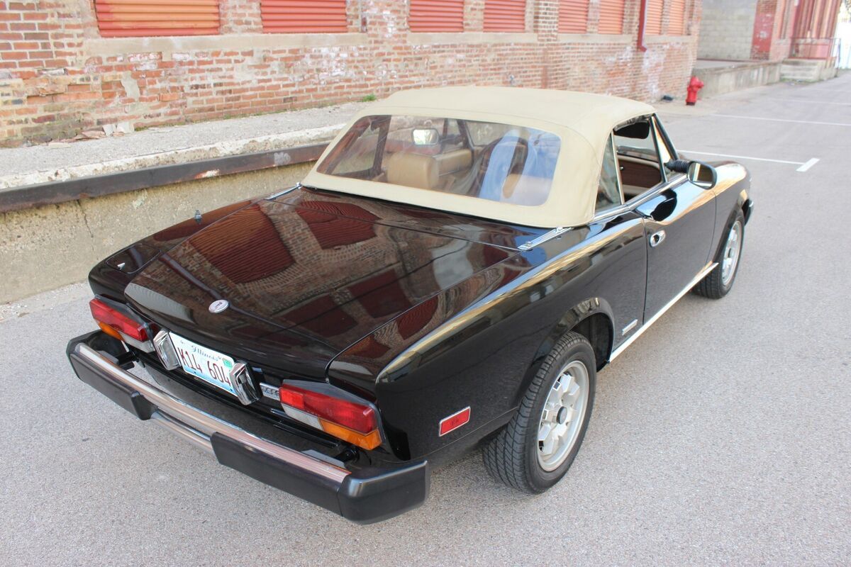 1983 Fiat 124 Spider Pininfarina - photo 6