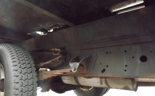 1983 Ford F-350 - photo 12