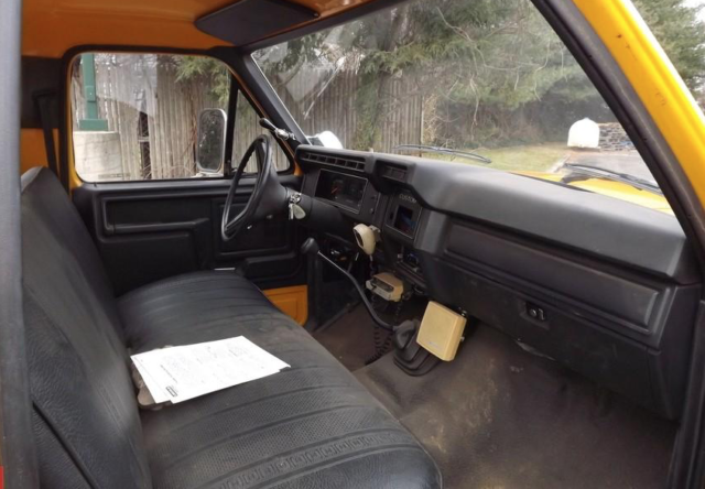 1983 Ford F-350 - photo 6
