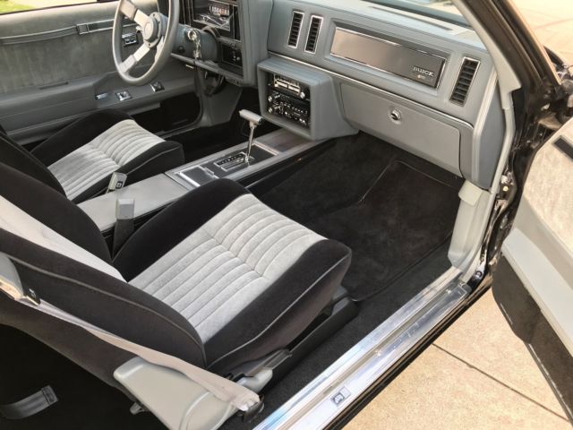 1987 Buick Regal Grand National - photo 9