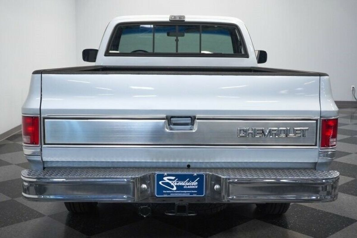 1985 Chevrolet C-10 Silverado - photo 12