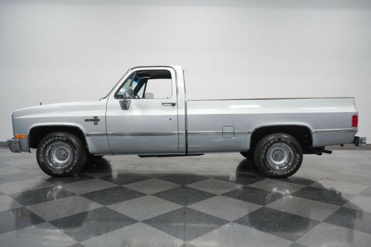 1985 Chevrolet C-10 Silverado - photo 3