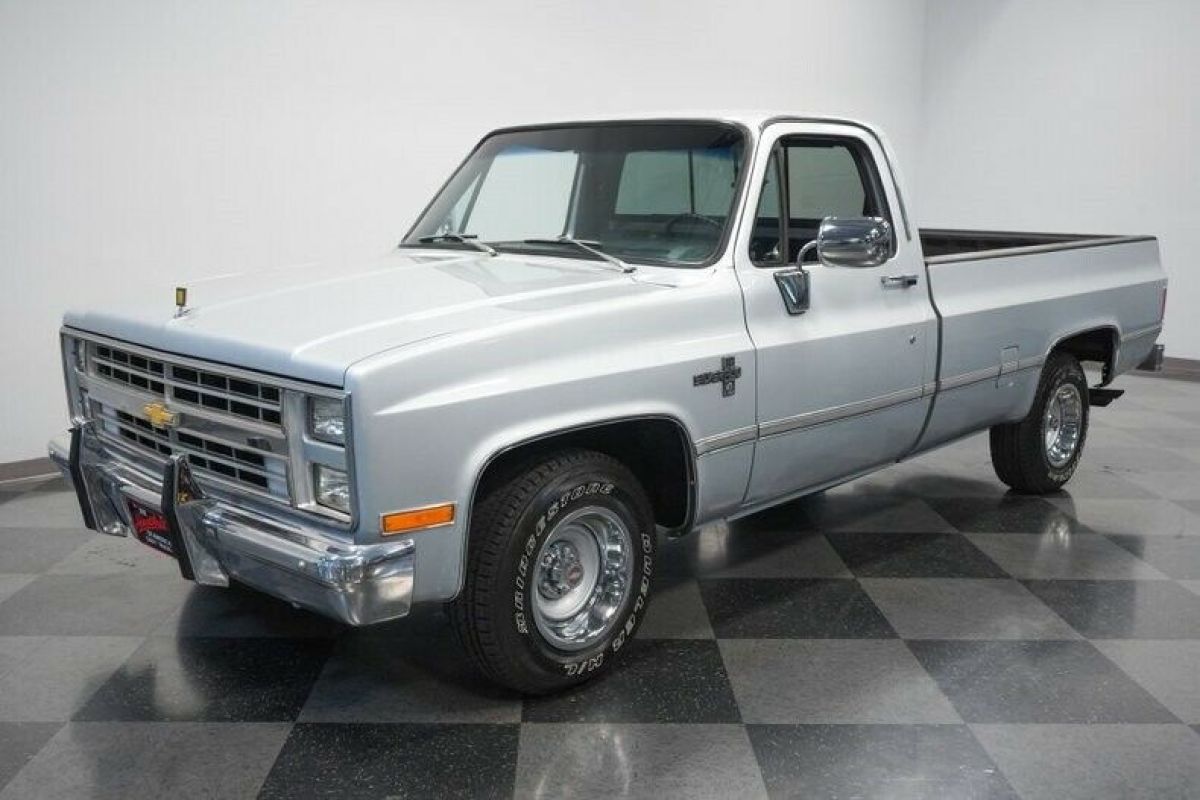 1985 Chevrolet C-10 Silverado - photo 6