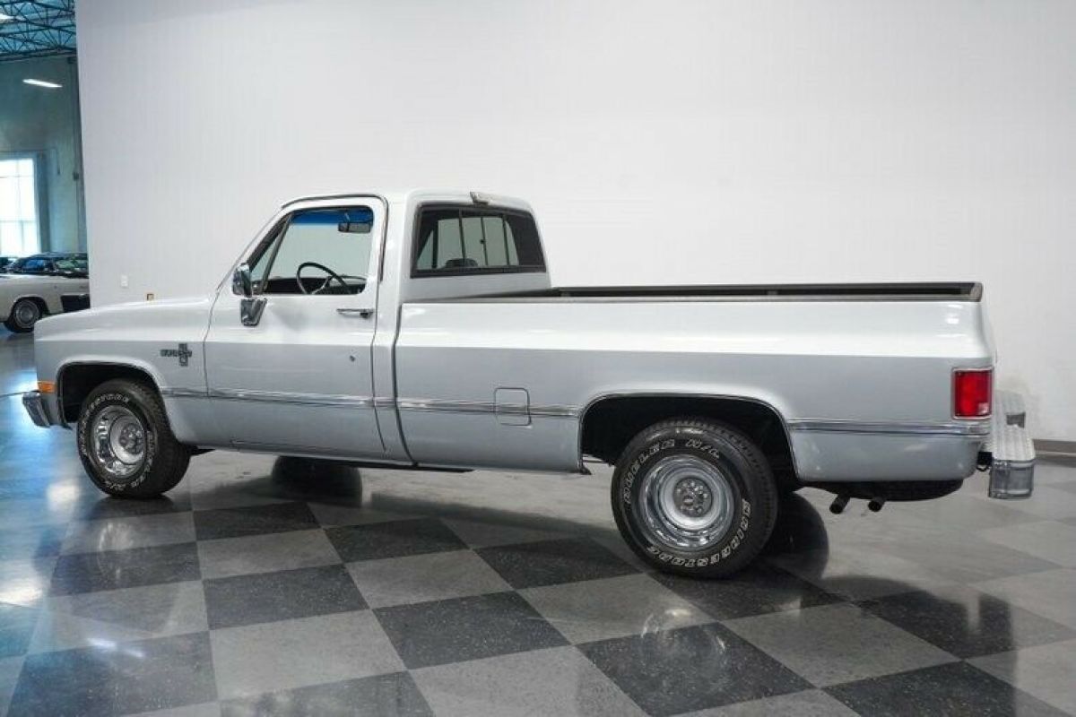 1985 Chevrolet C-10 Silverado - photo 9