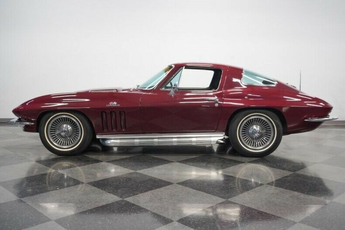 1966 Chevrolet Corvette L72 427 - photo 3