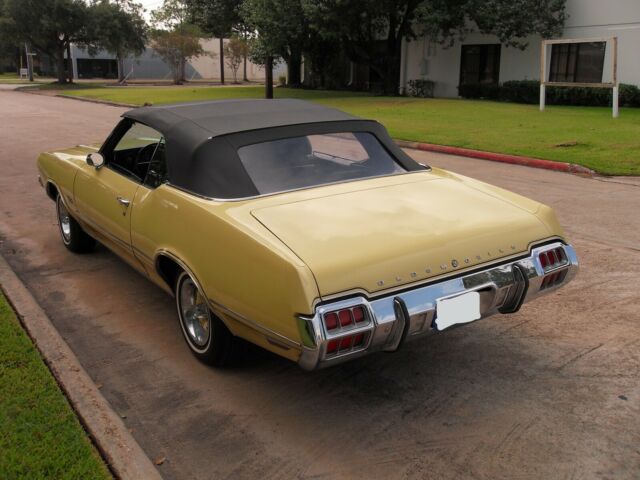 1972 Oldsmobile Cutlass Supreme Convertible - photo 4
