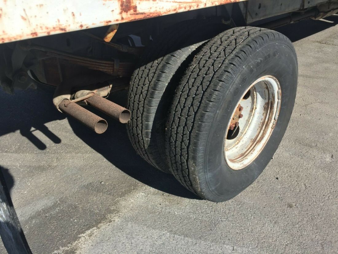 1992 Ford F-350 - photo 4