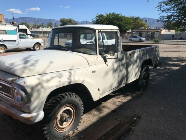 1967 International Harvester 1100B - photo 3