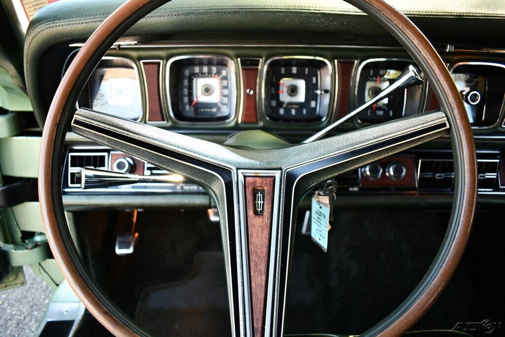 1971 Lincoln Continental Stunning original car!! - photo 12
