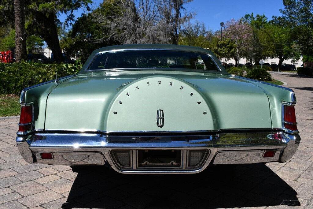 1971 Lincoln Continental Stunning original car!! - photo 9