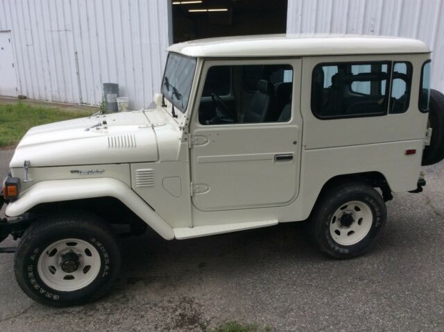 1983 Toyota Land Cruiser FJ40 - photo 11