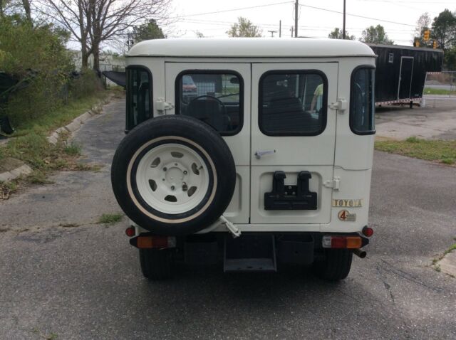 1983 Toyota Land Cruiser FJ40 - photo 12