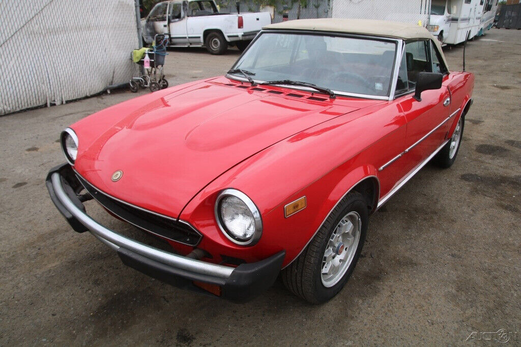 1982 Fiat 2000 Spider - photo 2