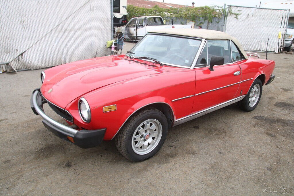 1982 Fiat 2000 Spider - photo 3