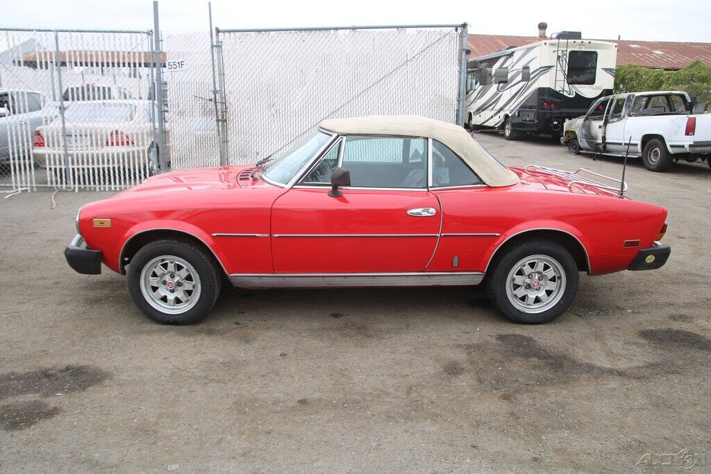 1982 Fiat 2000 Spider - photo 4