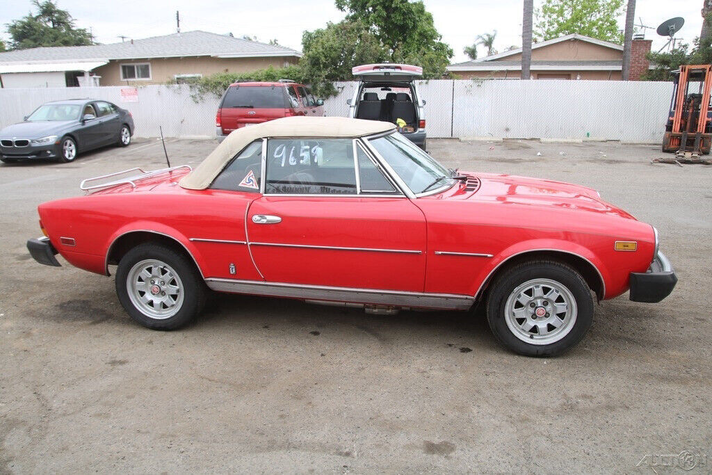 1982 Fiat 2000 Spider - photo 8
