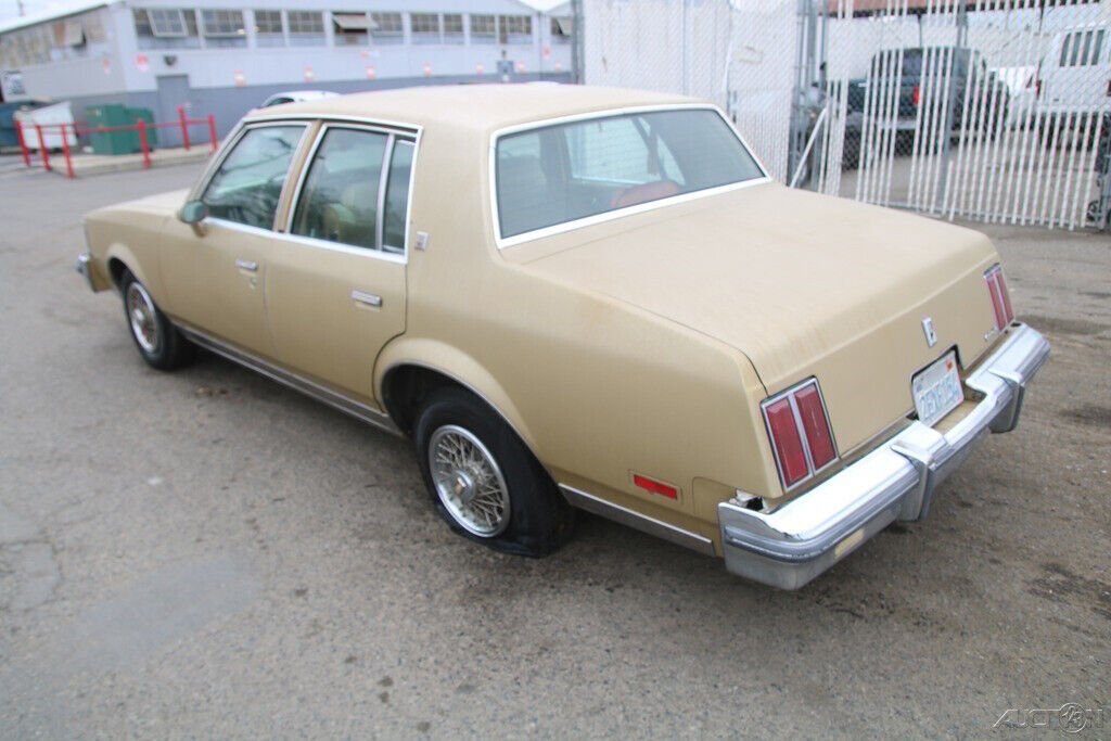 1987 Oldsmobile Cutlass Brougham - photo 4