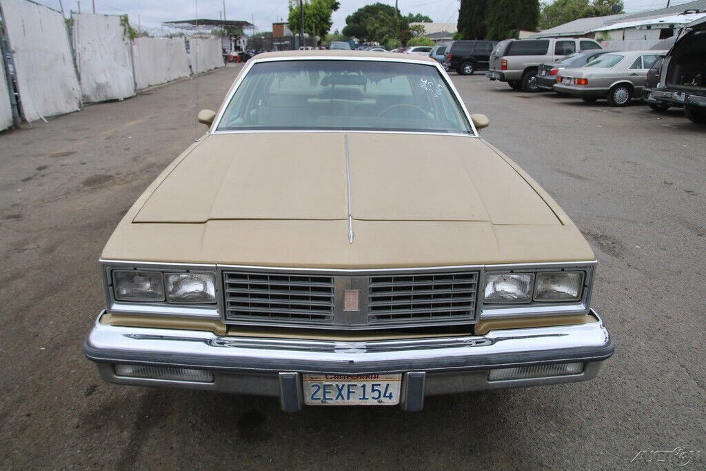 1987 Oldsmobile Cutlass Brougham - photo 9