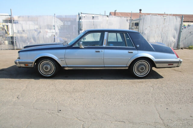 1983 Lincoln Continental - photo 3