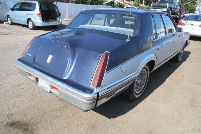 1983 Lincoln Continental - photo 6