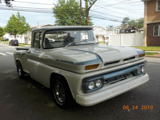 1962 Chevrolet C-10 GMC Nice truck It was built to handle! - photo 2